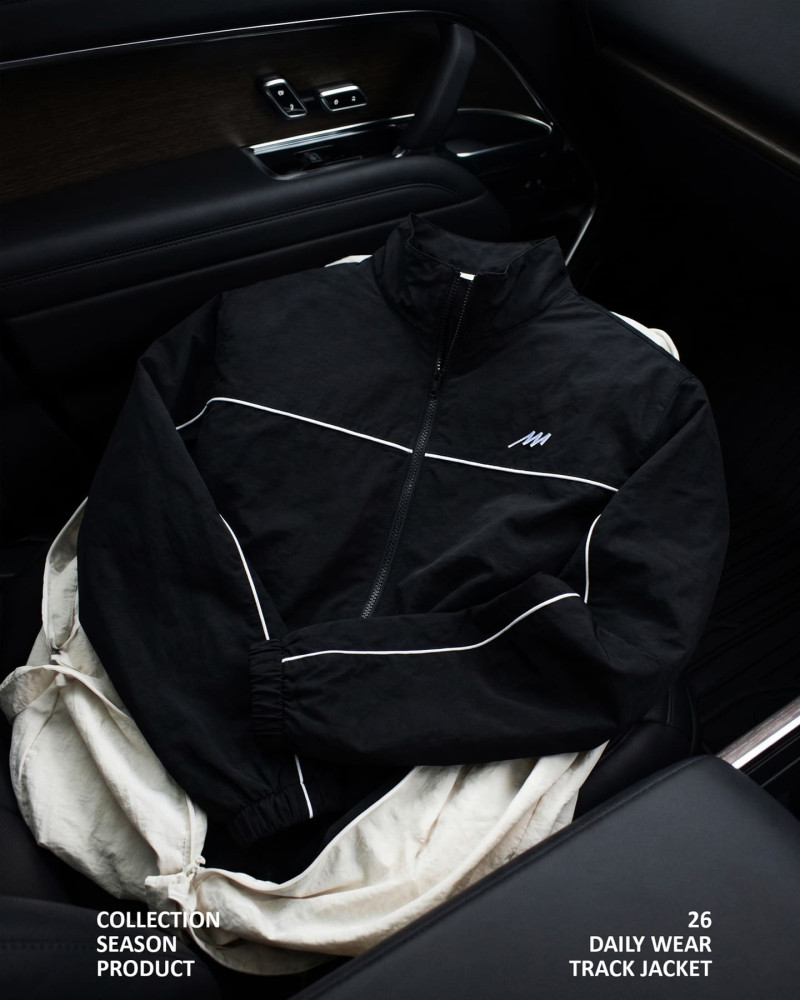 ÁO KHOÁC M-TRACK MÀU ĐEN